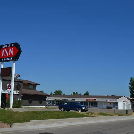 Red Deer Inn & Suites-3